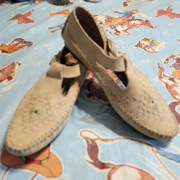 Leather Hush Puppies Mary Jane Sandals NWOT Size 9 - Picture 5 of 13